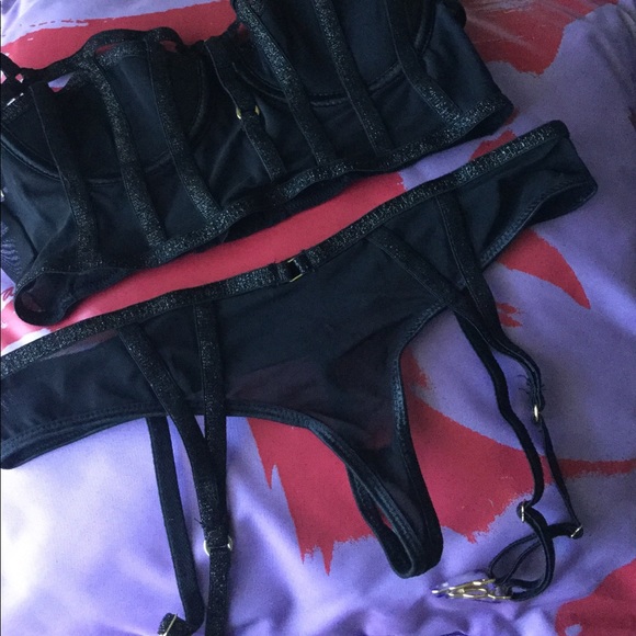 Nasty Gal Bra Set Price Firm - Picture 5 of 6